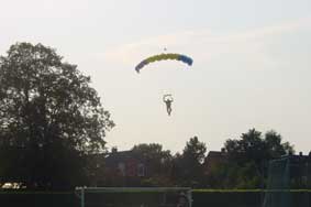 Einflug in das Stadion