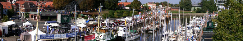 Panoramabild vom Stader Hafenfest 2009